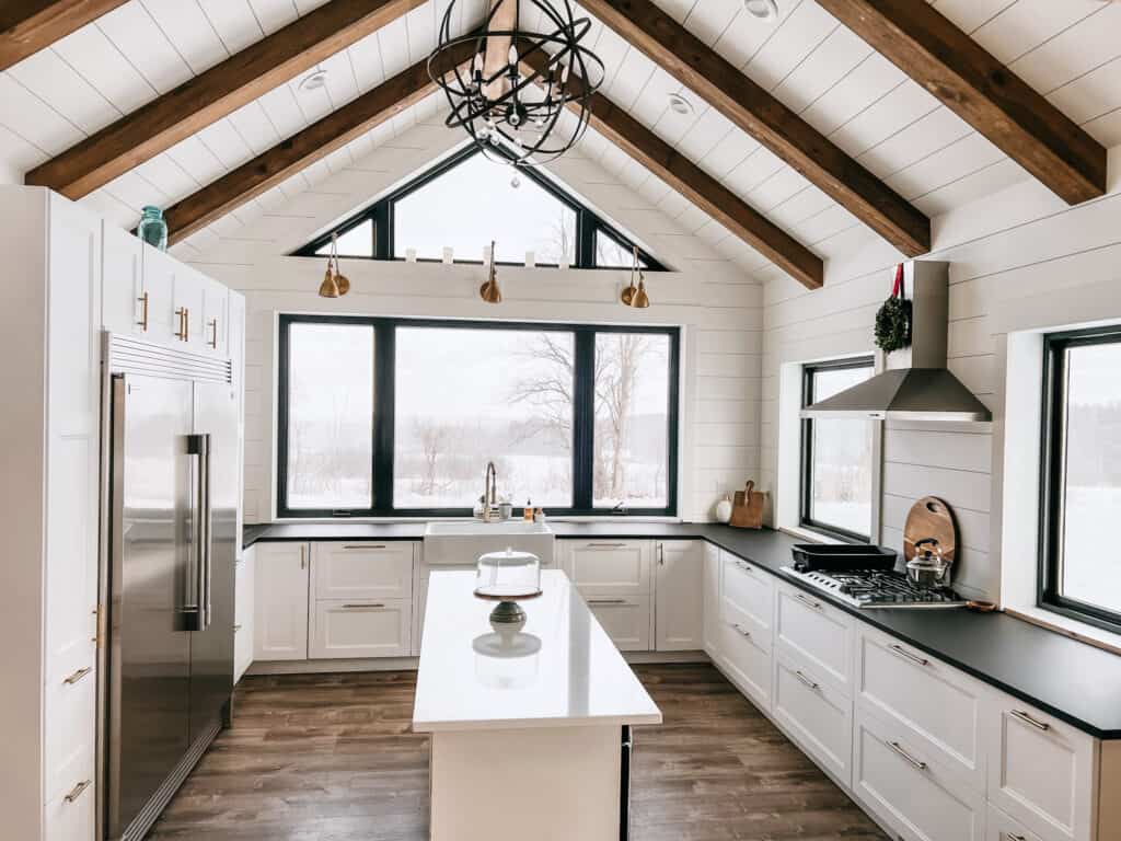 farmhouse kitchen