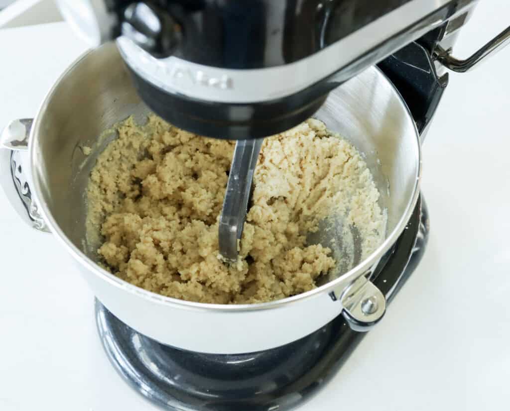 kitchen aid mixing cookie dough