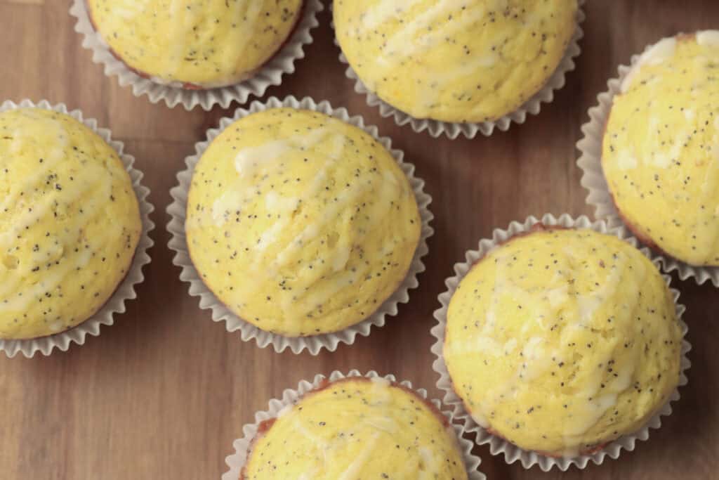 lemon poppyseed muffins