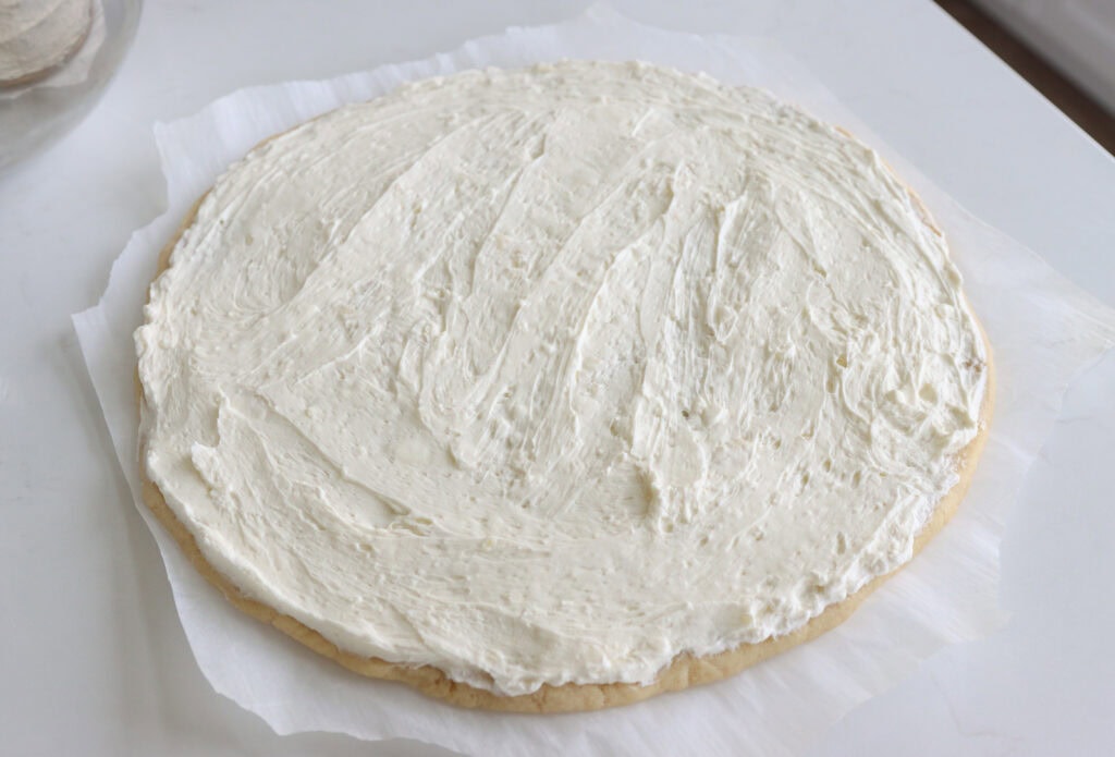 Best Sugar Cookie Fruit Pizza (easy summer dessert)