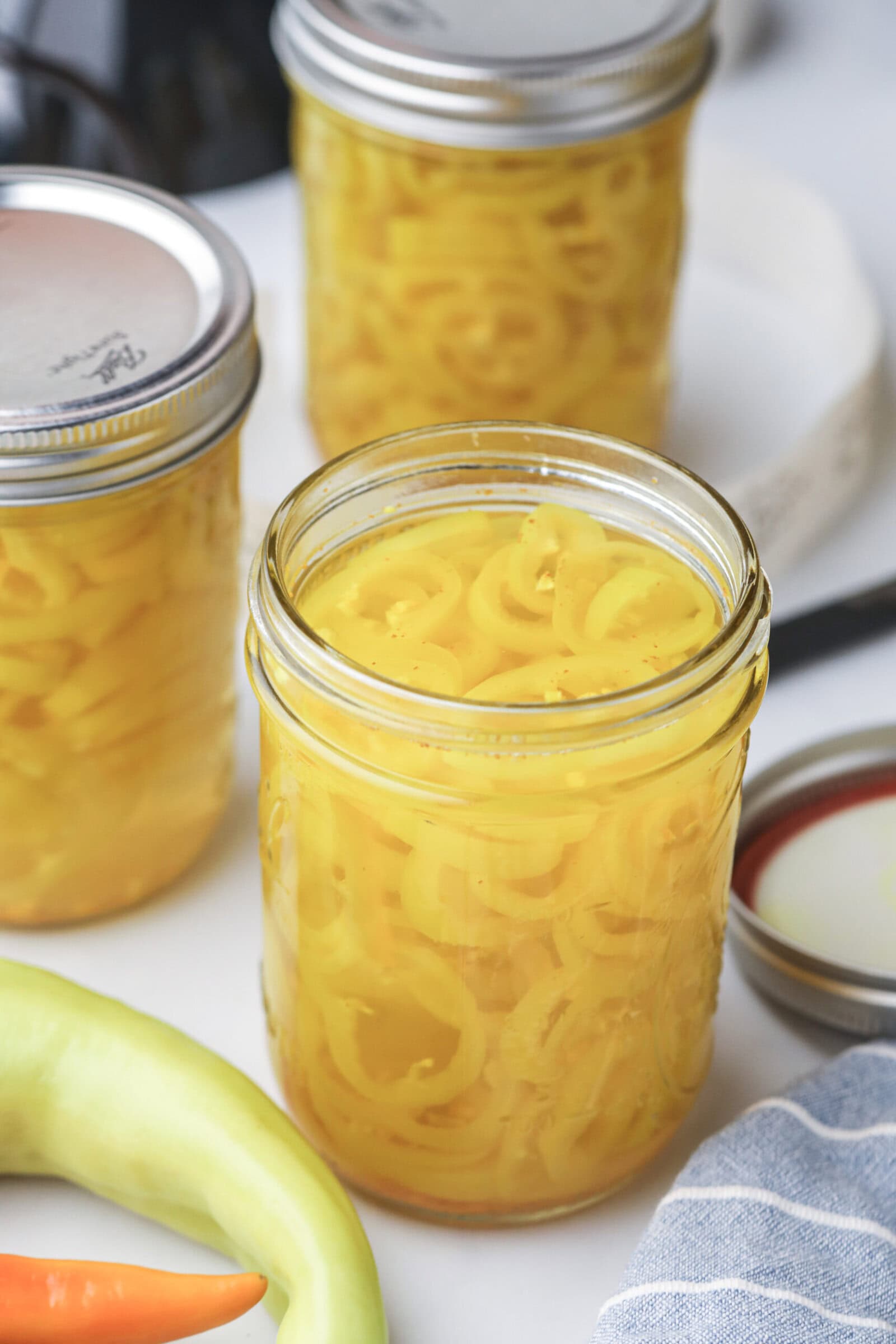 pickled banana peppers